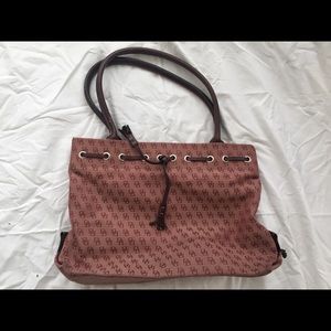 Dooney & Bourke Tote